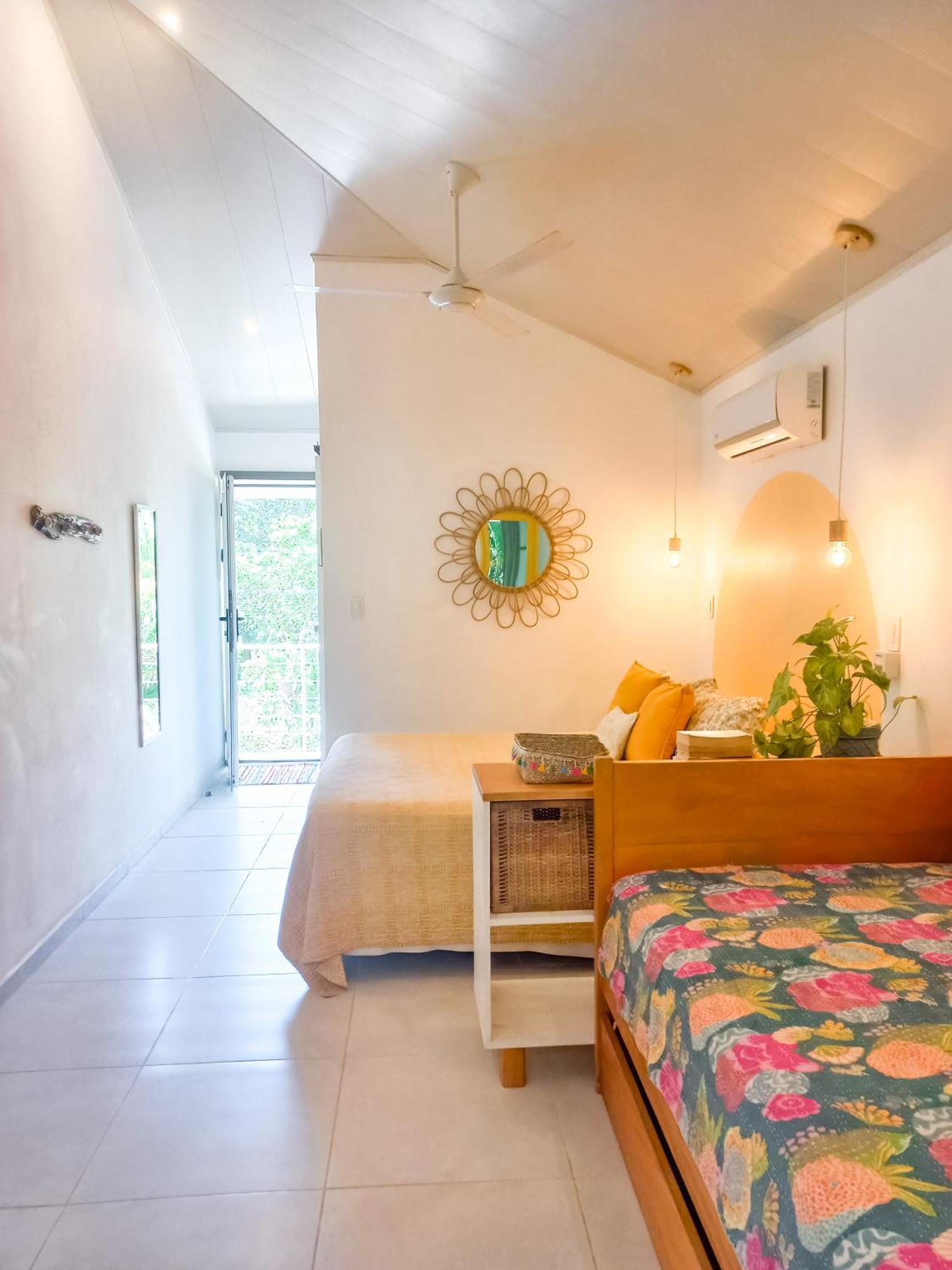 Calma Apartments Costa Rica 马尔帕伊斯 外观 照片